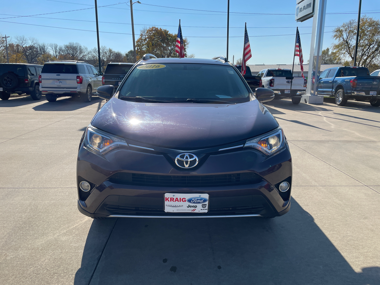 2016 Toyota RAV4 XLE 2