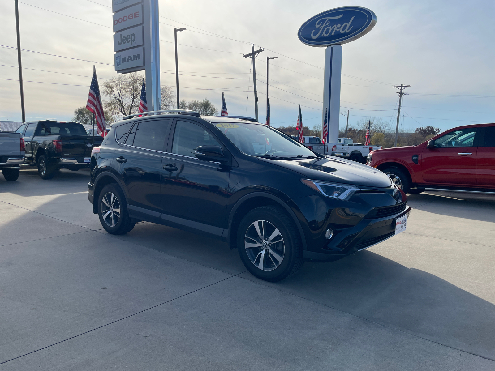 2017 Toyota RAV4 XLE 1