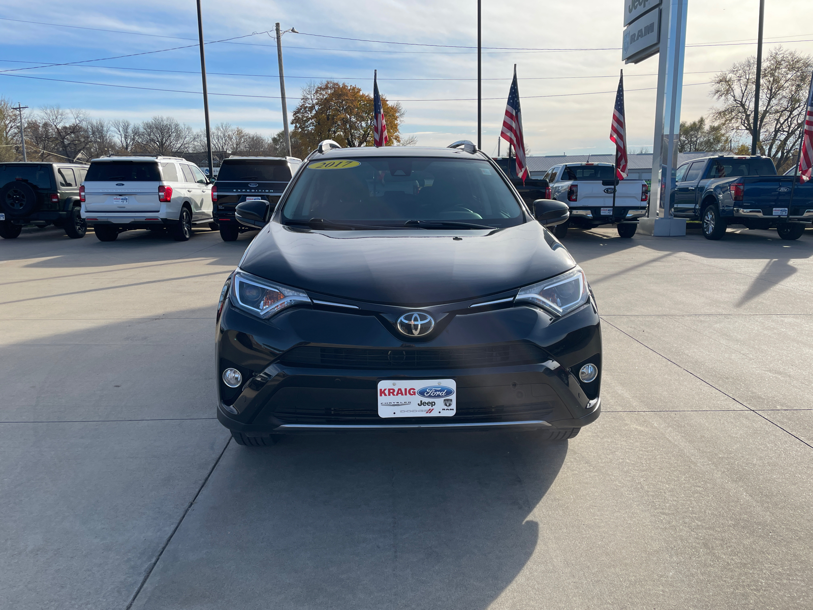 2017 Toyota RAV4 XLE 2