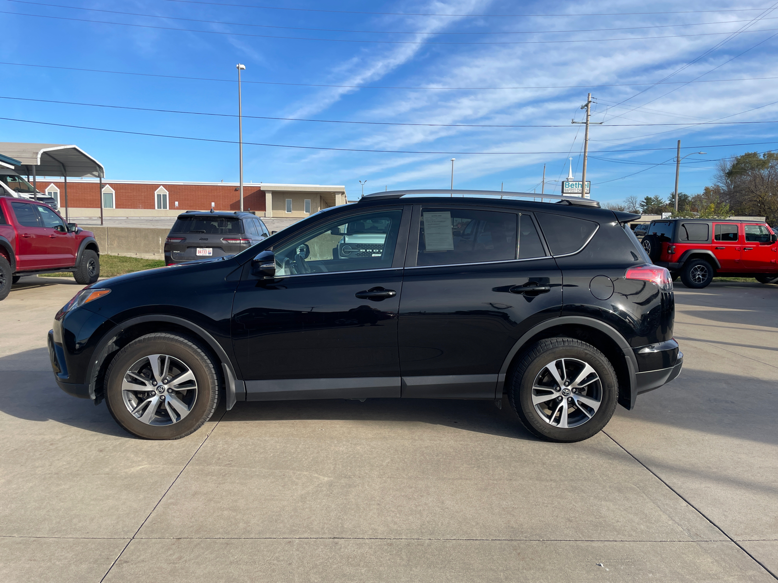 2017 Toyota RAV4 XLE 4