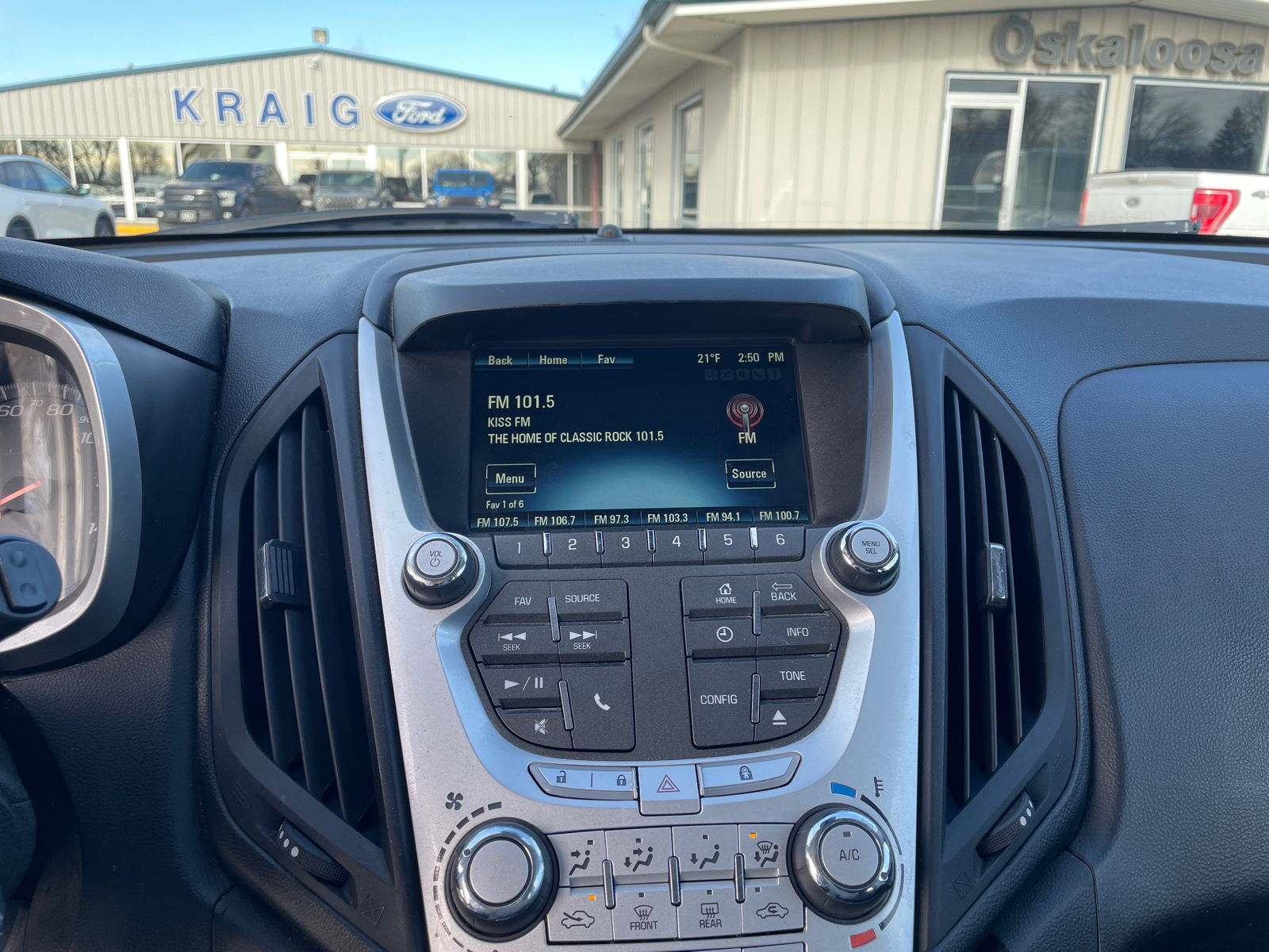 2015 Chevrolet Equinox LT 18