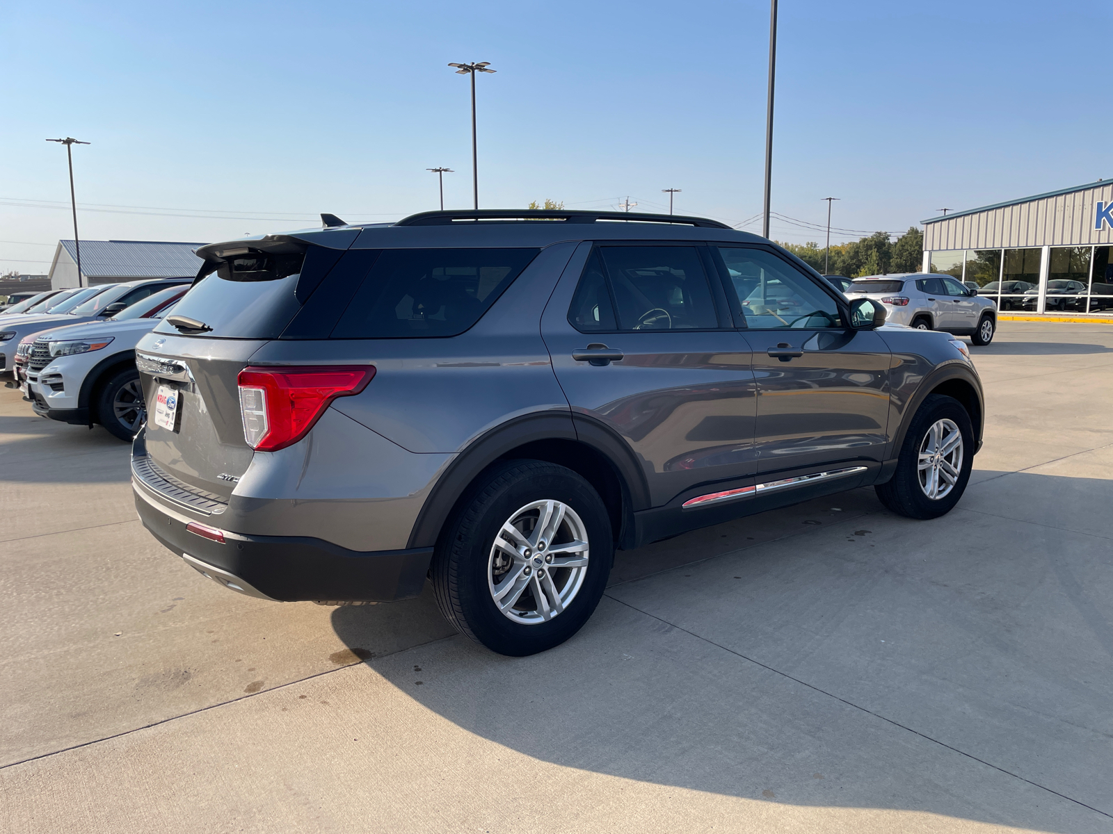 2023 Ford Explorer XLT 7