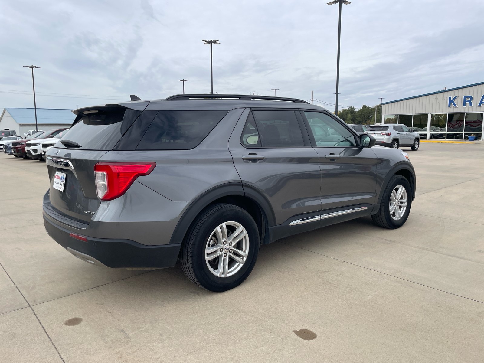 2023 Ford Explorer XLT 7