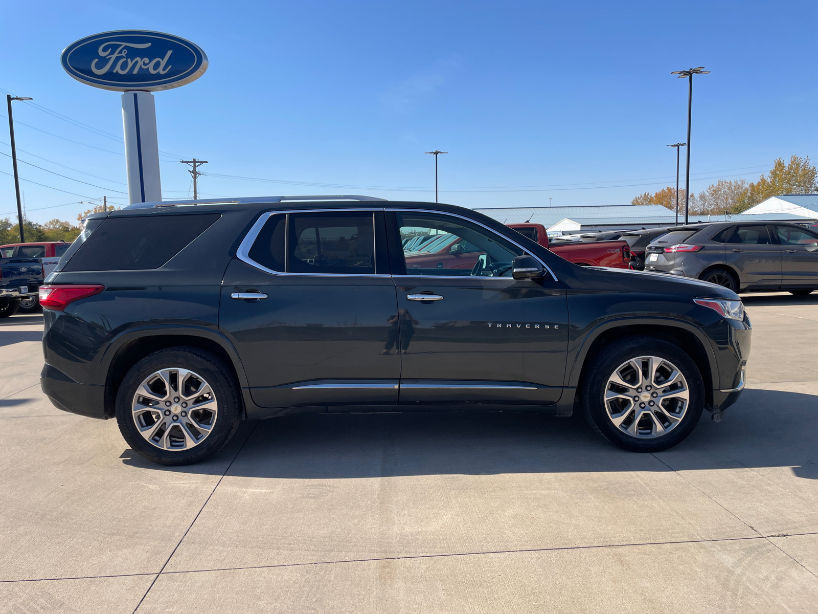 2018 Chevrolet Traverse Premier 8