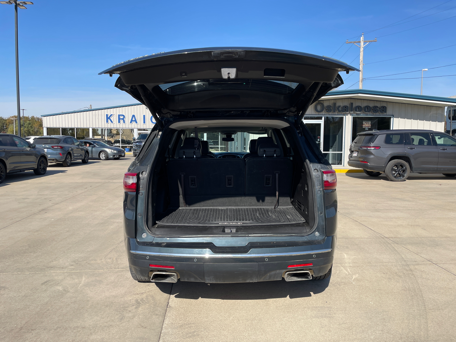 2018 Chevrolet Traverse Premier 9