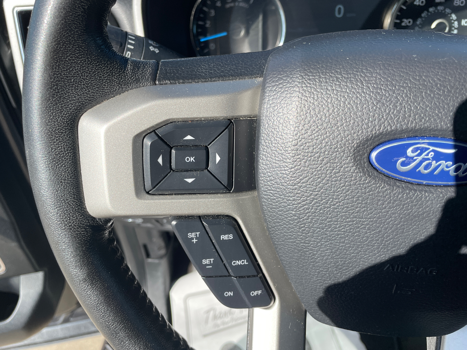 2019 Ford F-150 Lariat 14