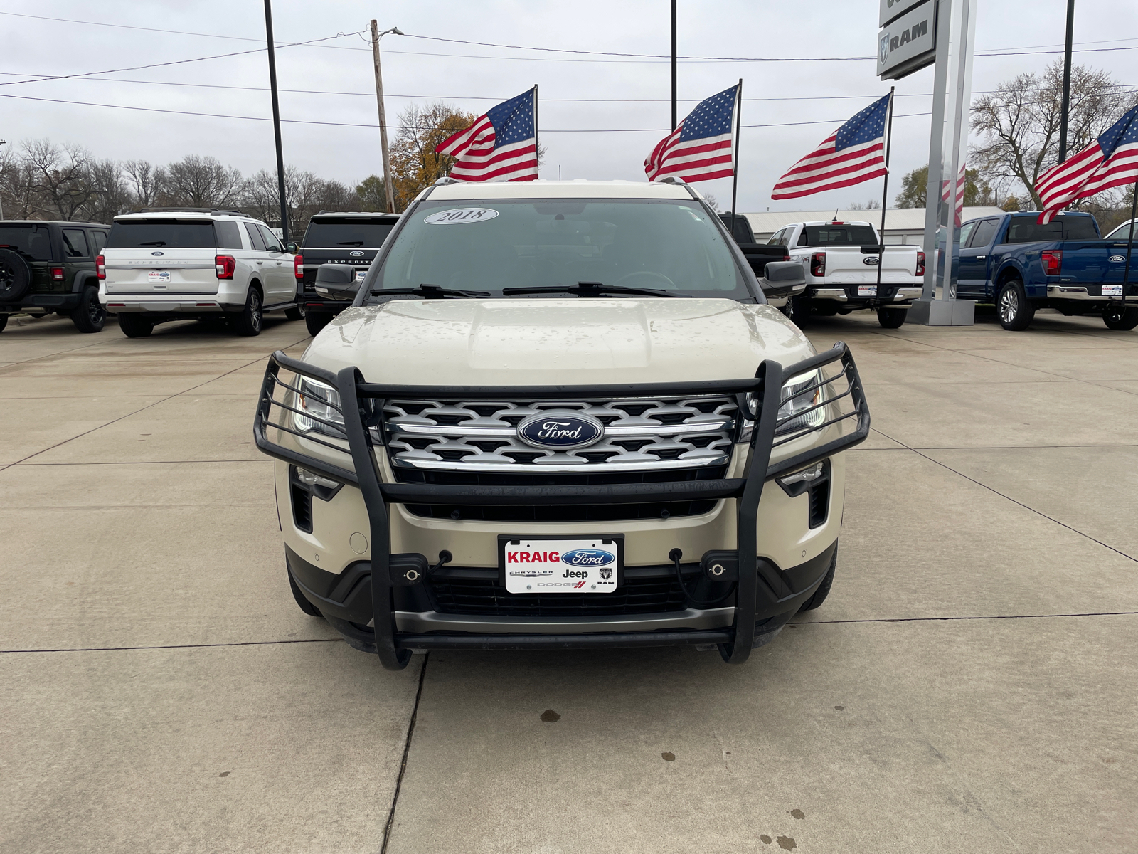 2018 Ford Explorer XLT 2