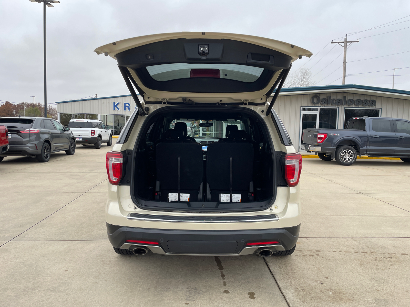 2018 Ford Explorer XLT 9