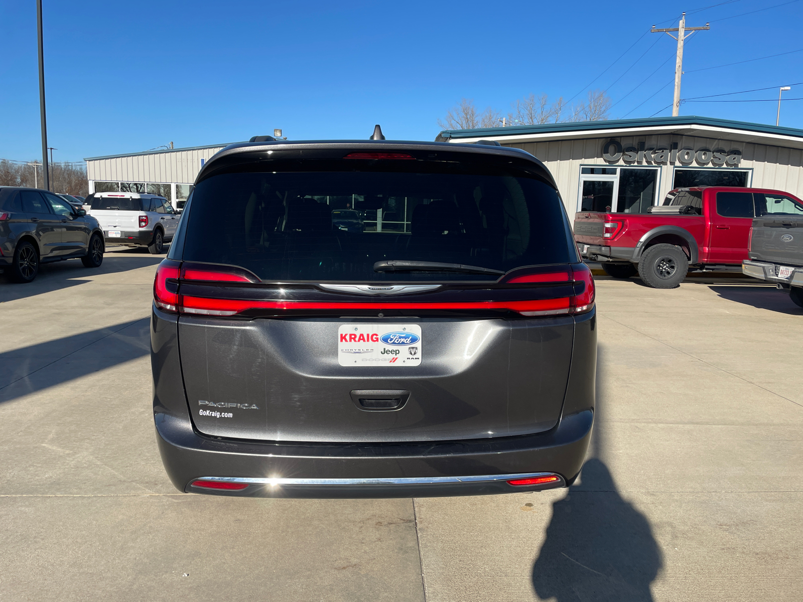 2022 Chrysler Pacifica Touring L 6