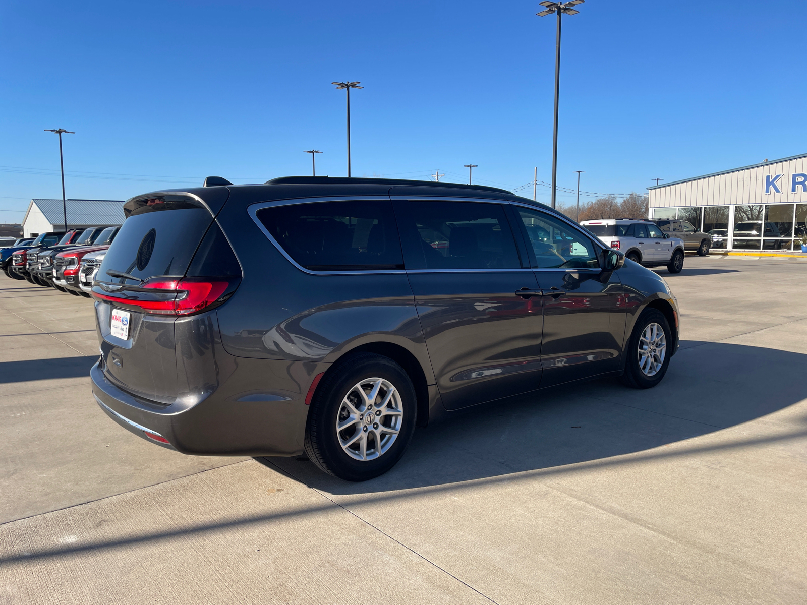 2022 Chrysler Pacifica Touring L 7