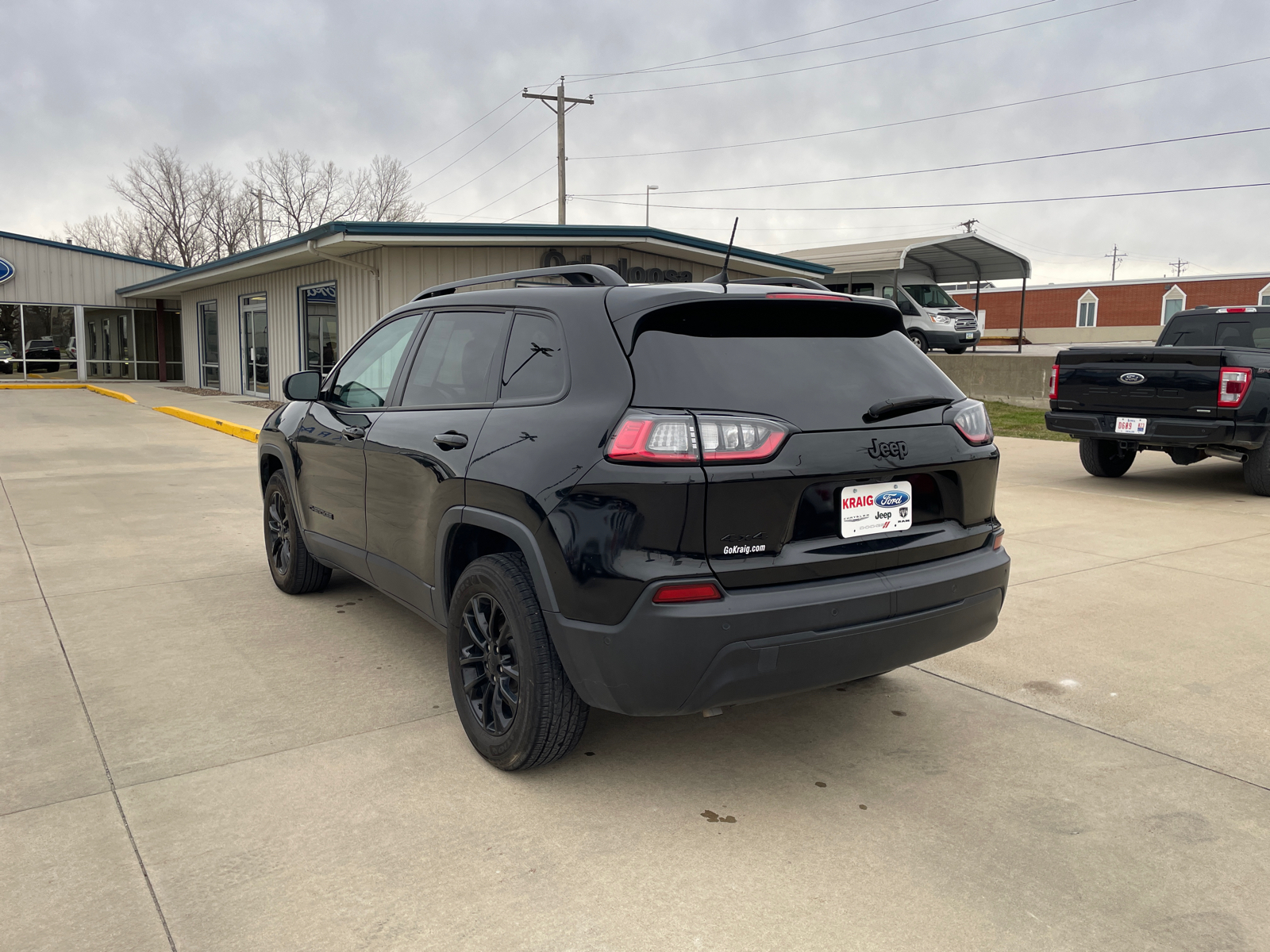 2023 Jeep Cherokee Altitude 5