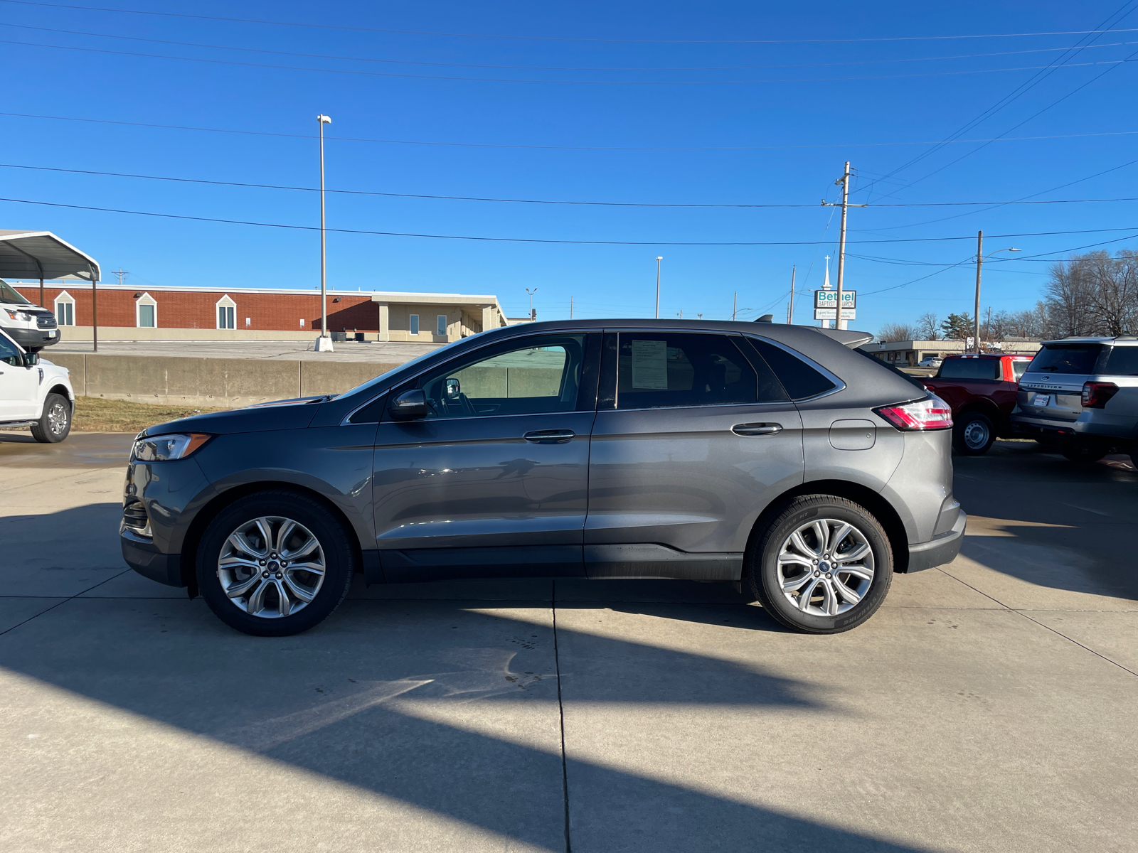 2022 Ford Edge Titanium 4