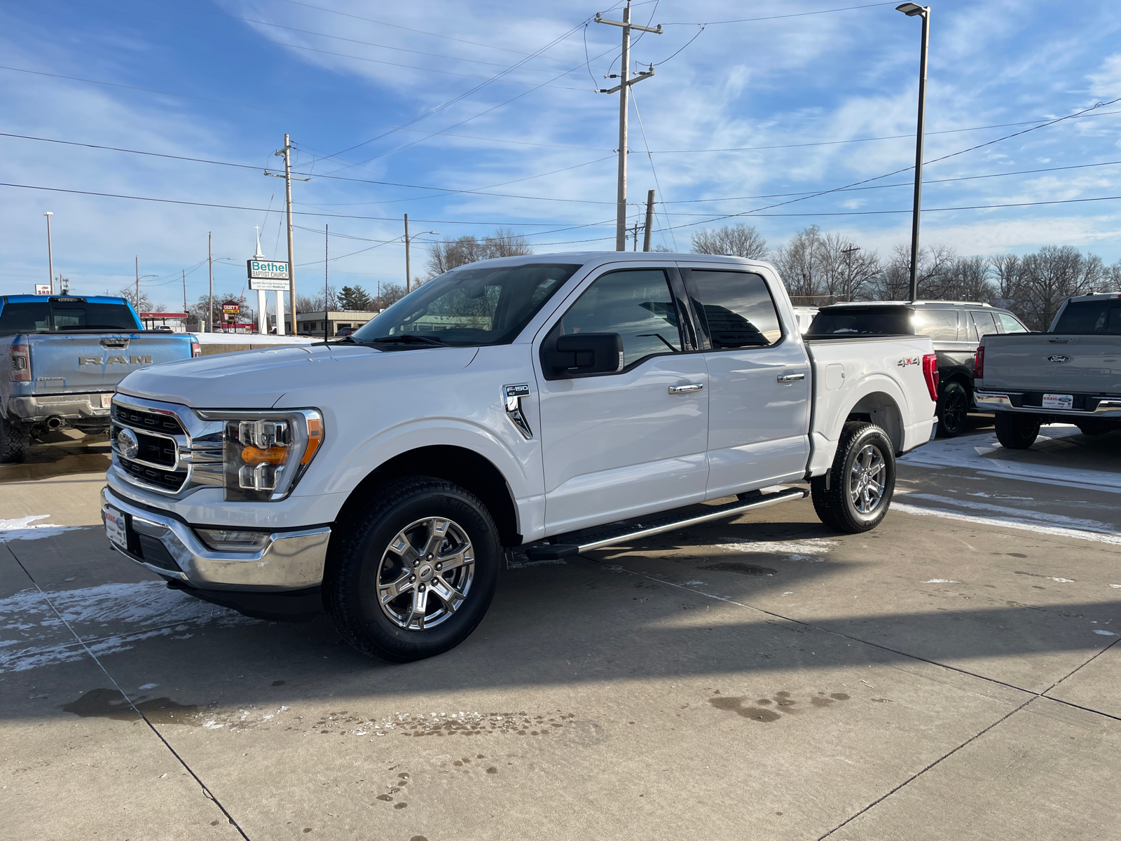 2023 Ford F-150 XLT 3