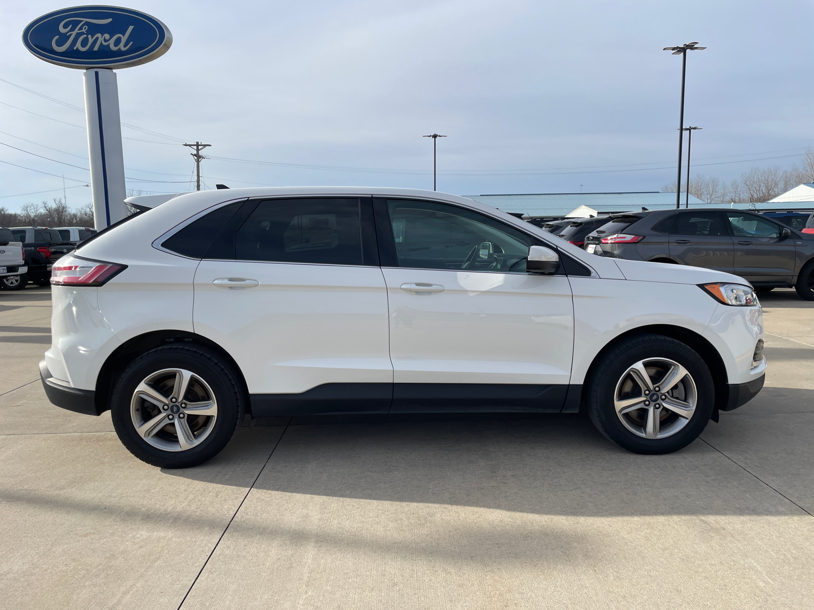 2021 Ford Edge SEL 8