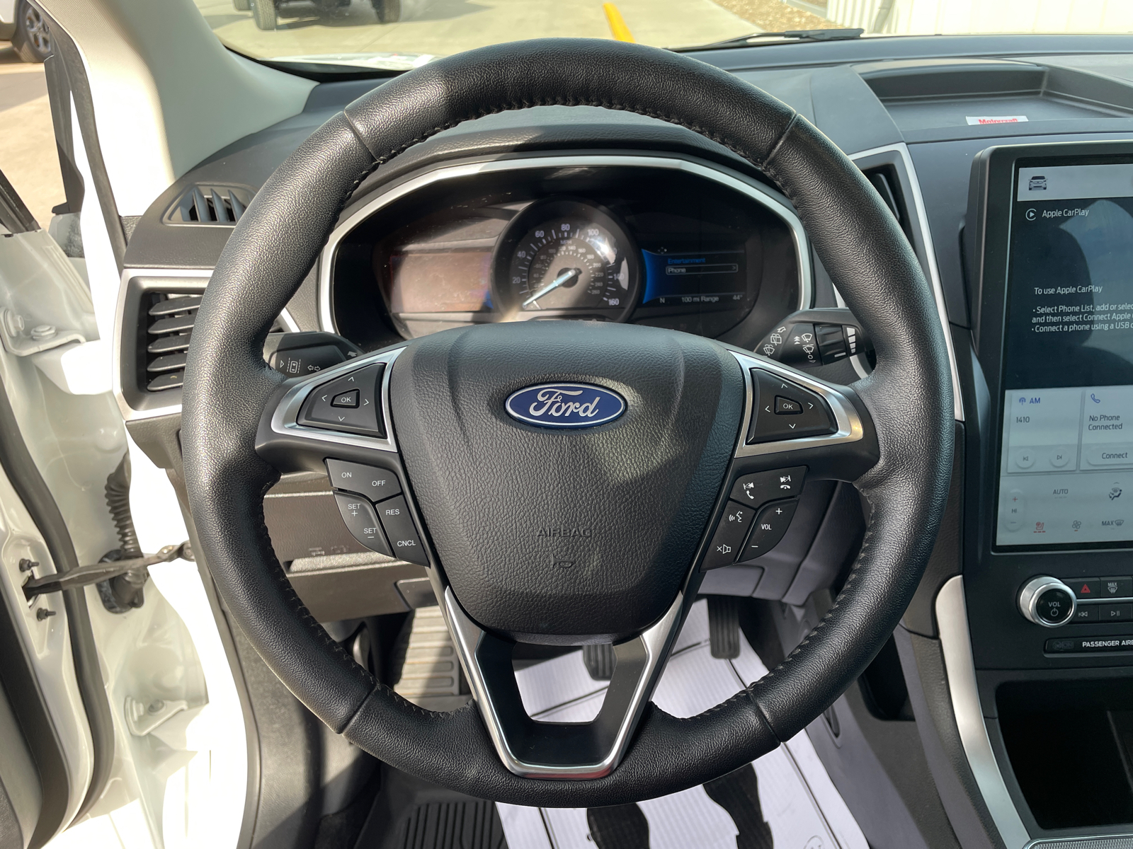 2021 Ford Edge SEL 16