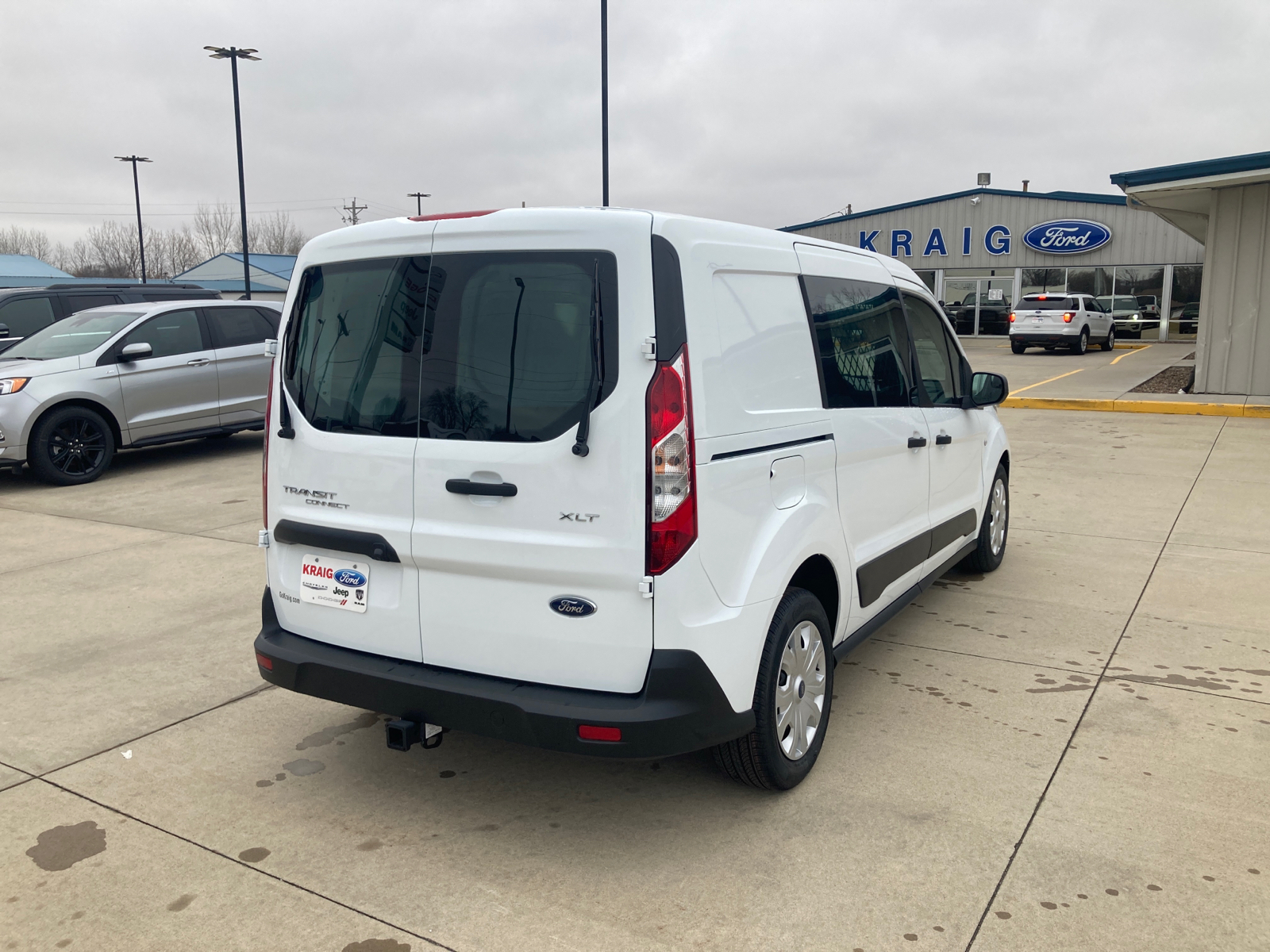 2023 Ford Transit Connect XLT 8
