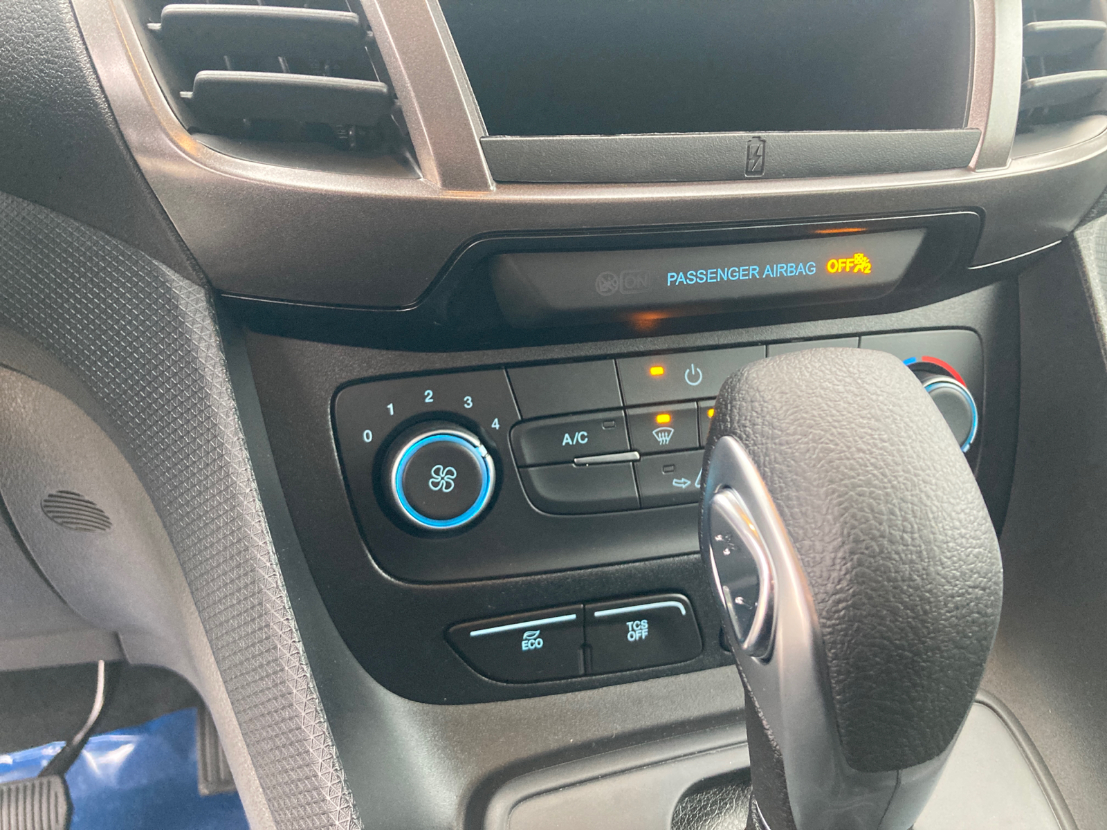 2023 Ford Transit Connect XLT 27