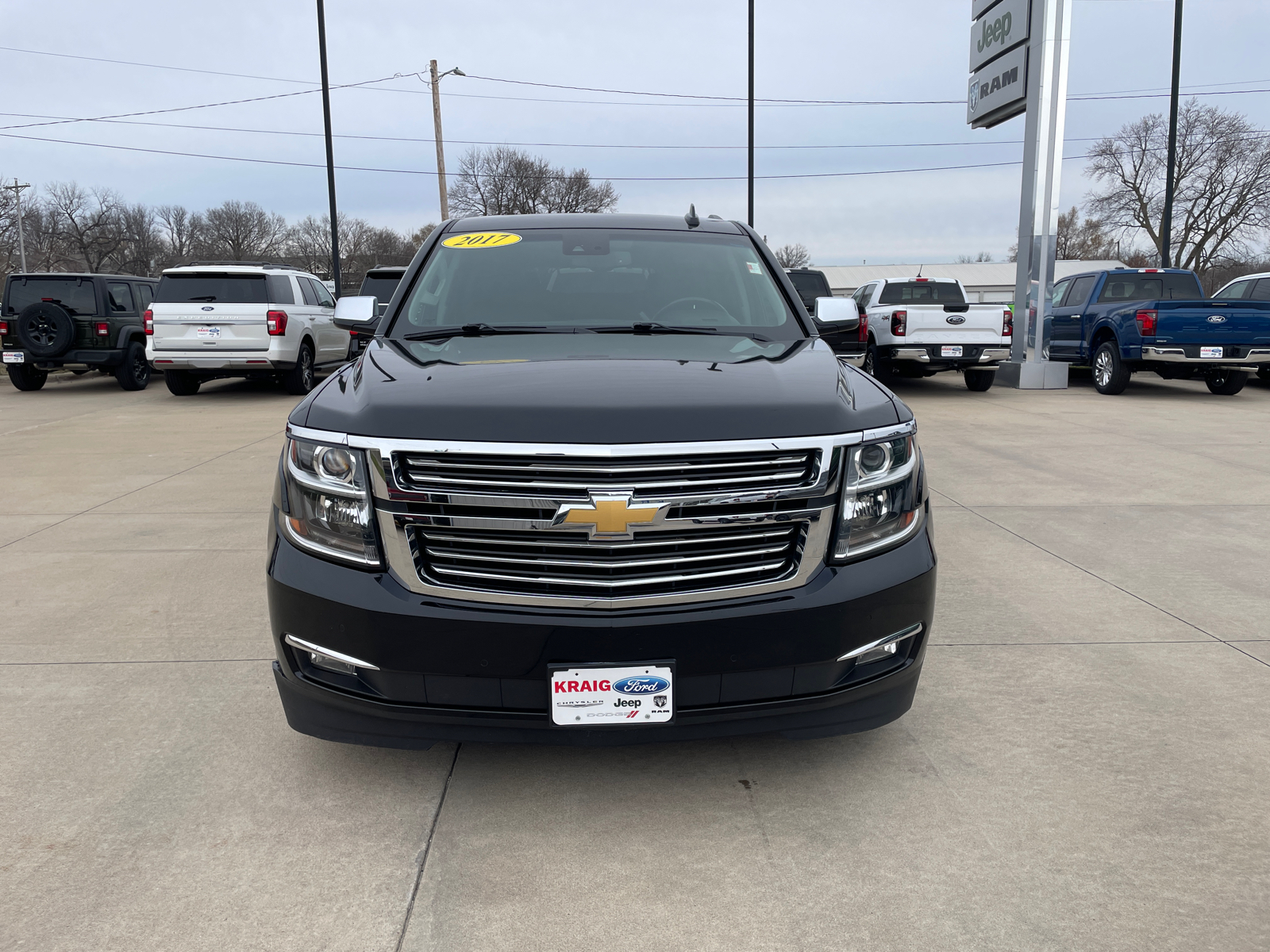 2017 Chevrolet Suburban Premier 2