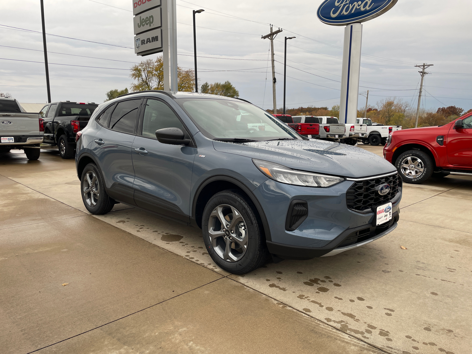 2025 Ford Escape ST-Line 1