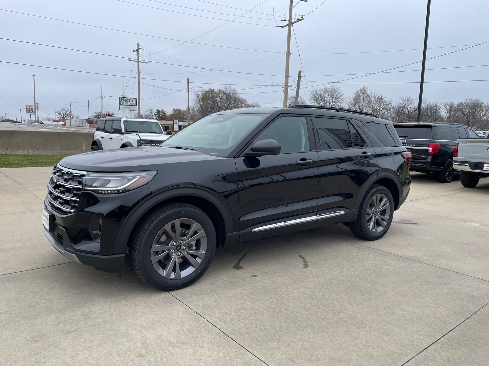 2025 Ford Explorer Active 3