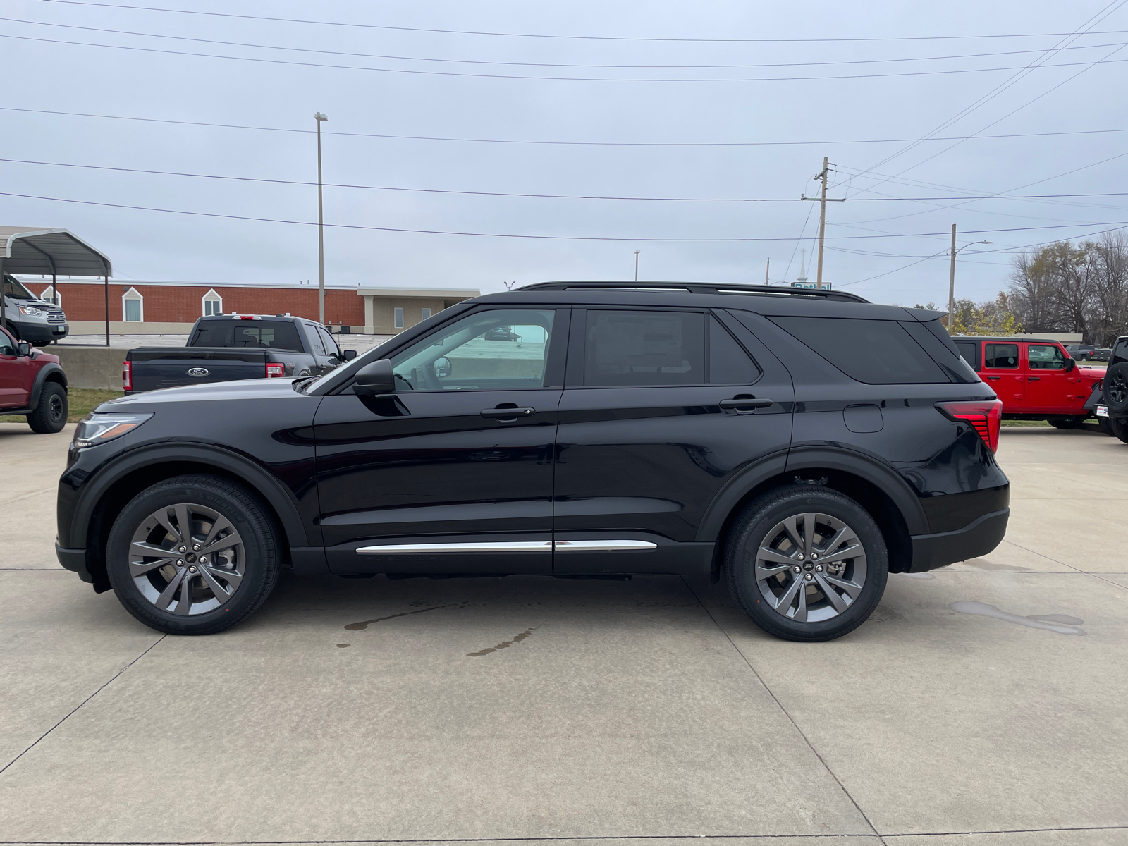 2025 Ford Explorer Active 4