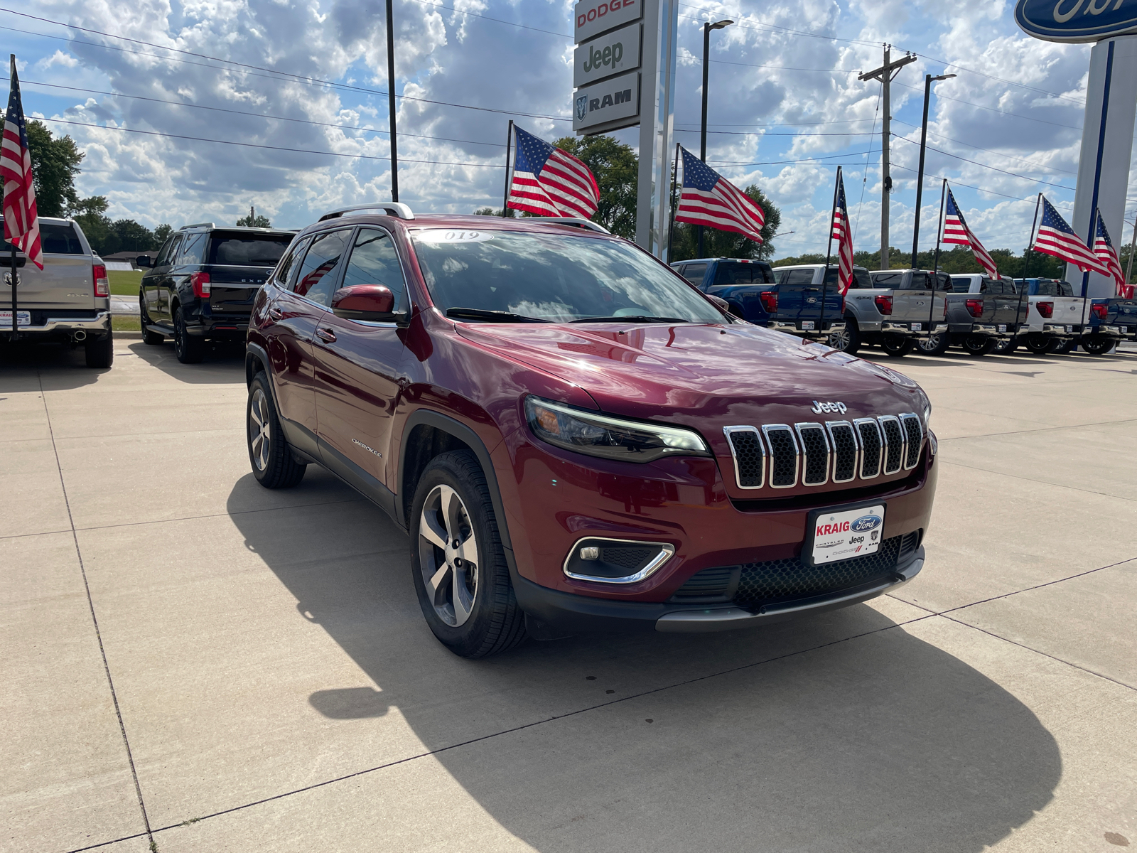 2019 Jeep Cherokee Limited 1