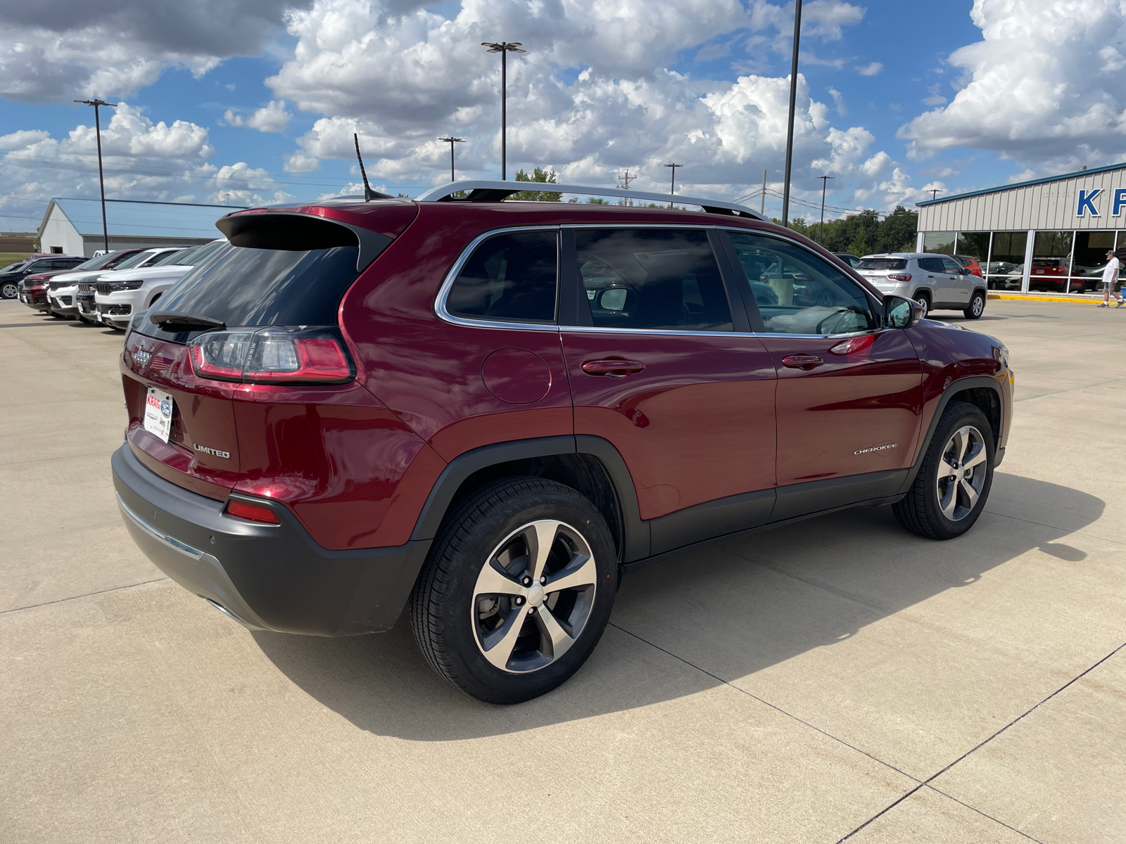 2019 Jeep Cherokee Limited 7