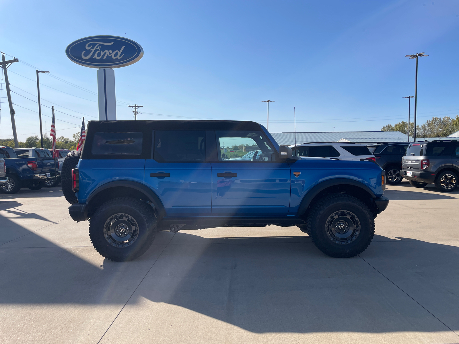 2024 Ford Bronco Badlands 8