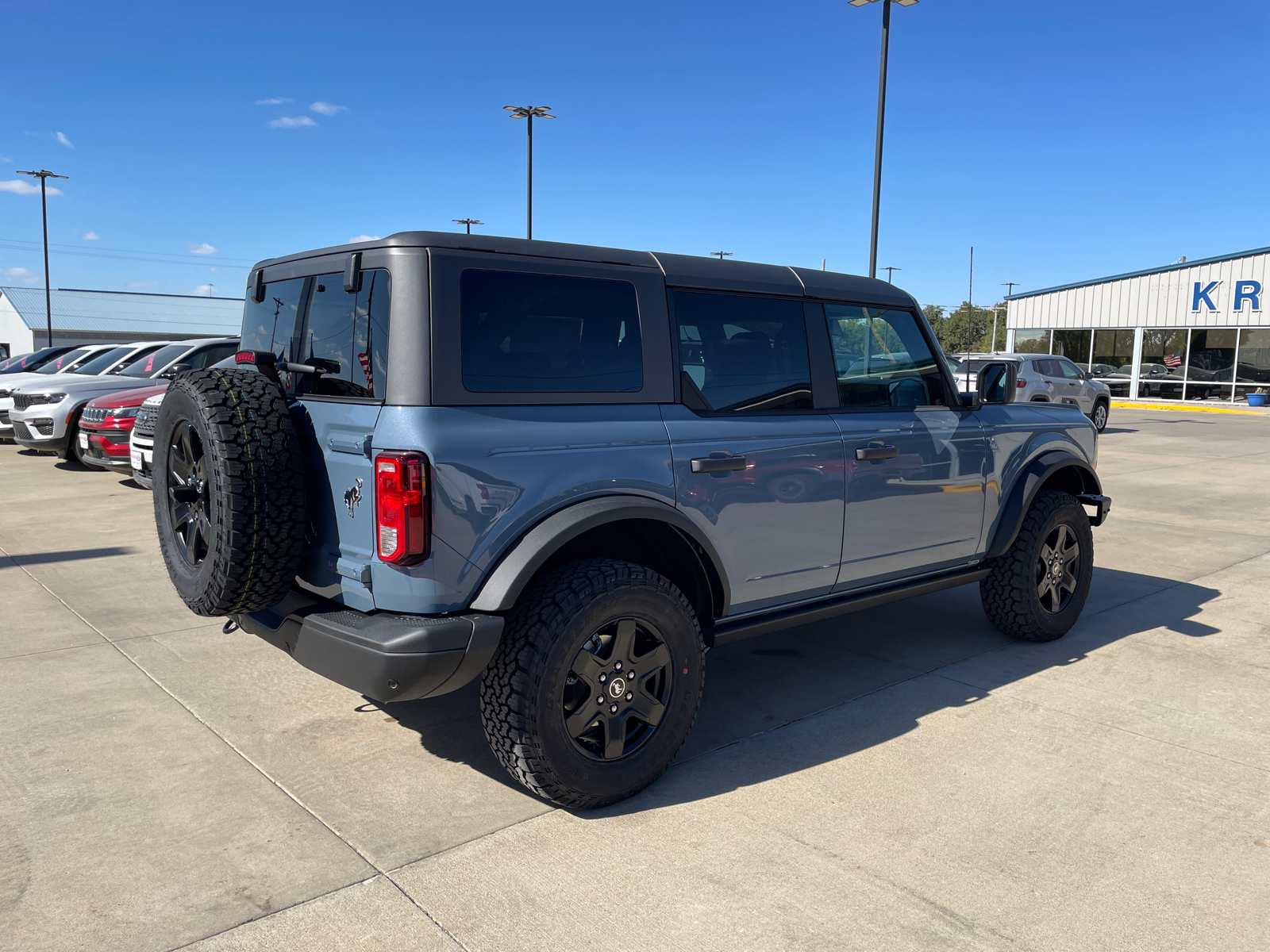 2024 Ford Bronco Black Diamond 7