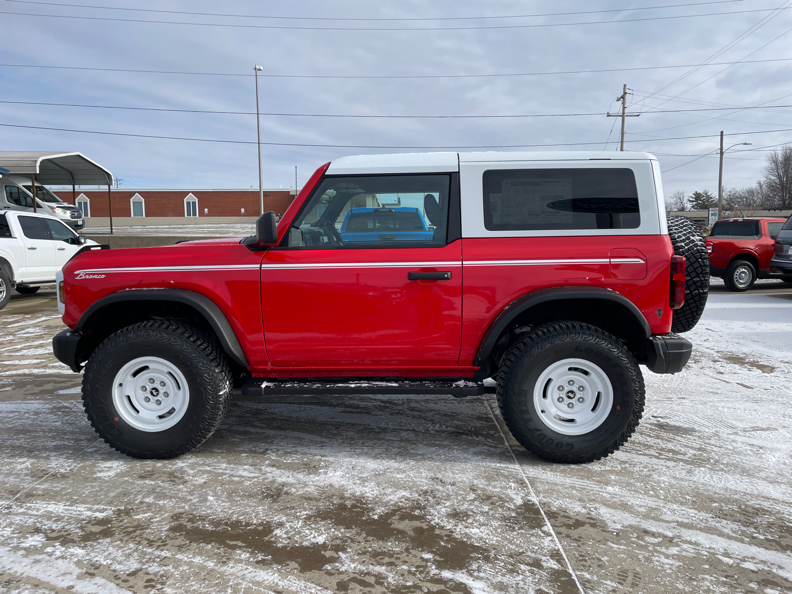 2024 Ford Bronco Heritage Edition 4