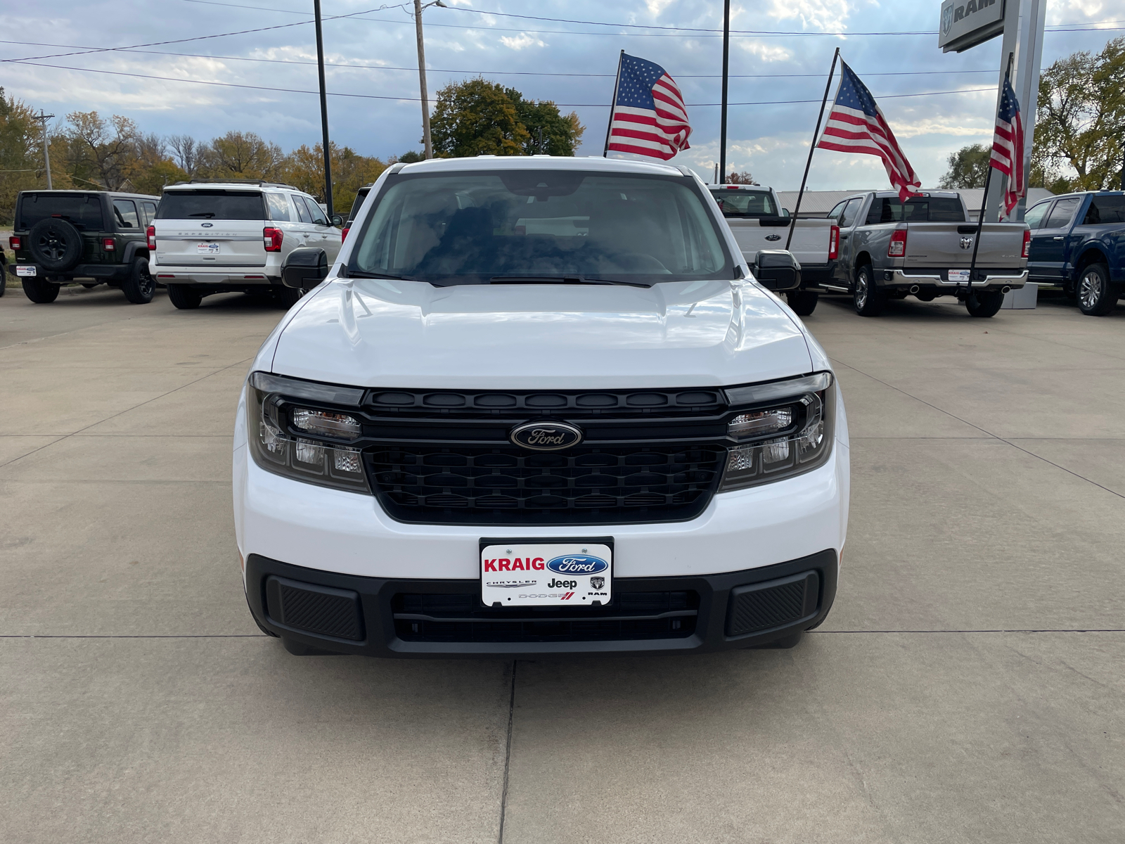 2024 Ford Maverick XLT 2