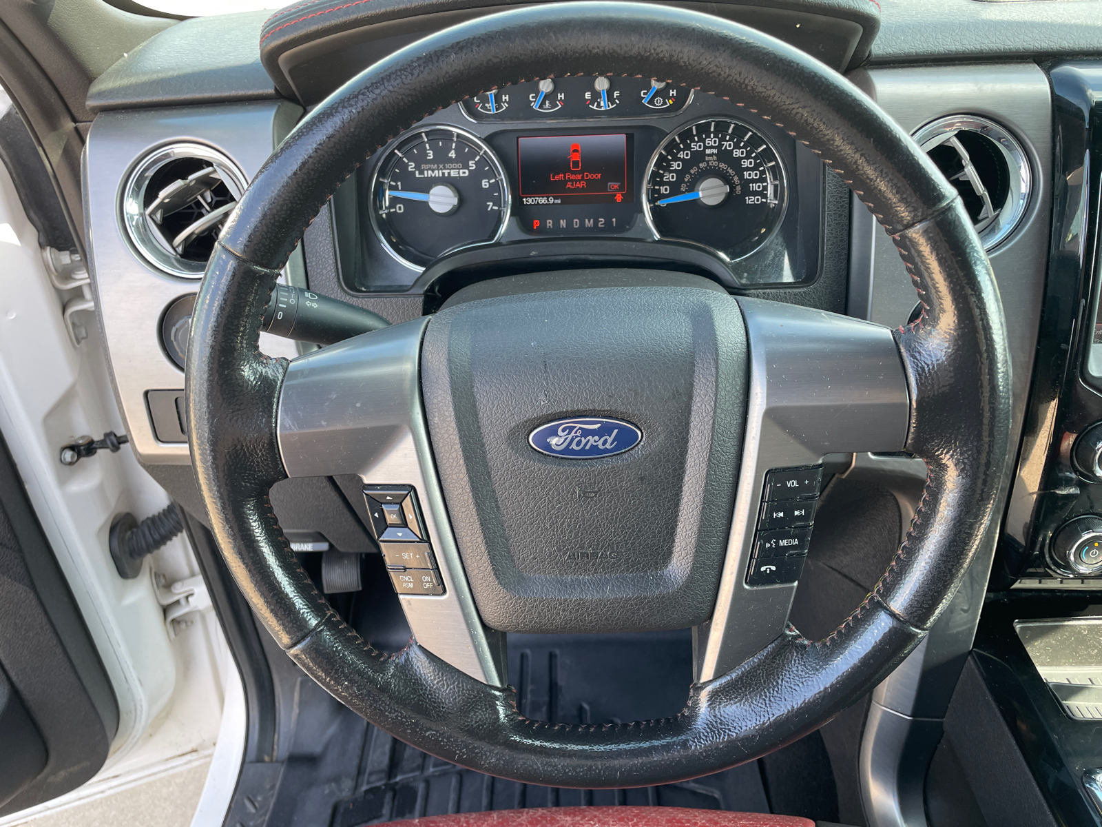 2013 Ford F-150 Limited 13