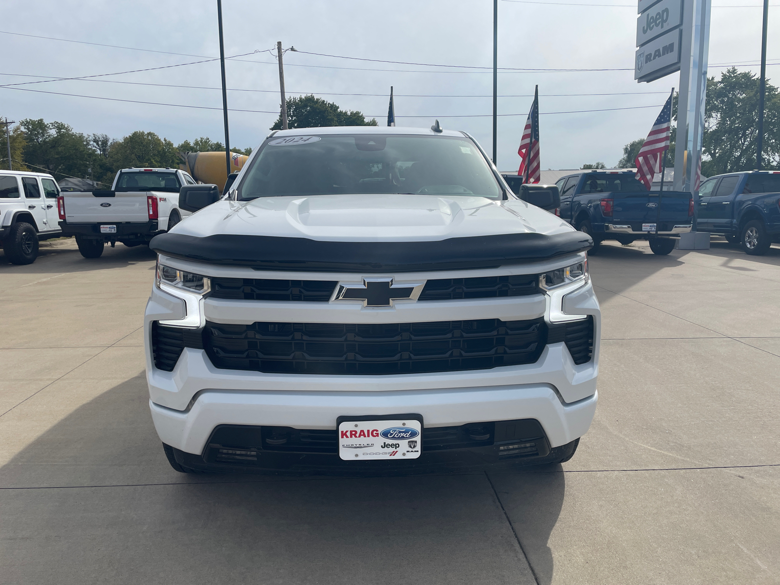 2024 Chevrolet Silverado 1500 RST 2