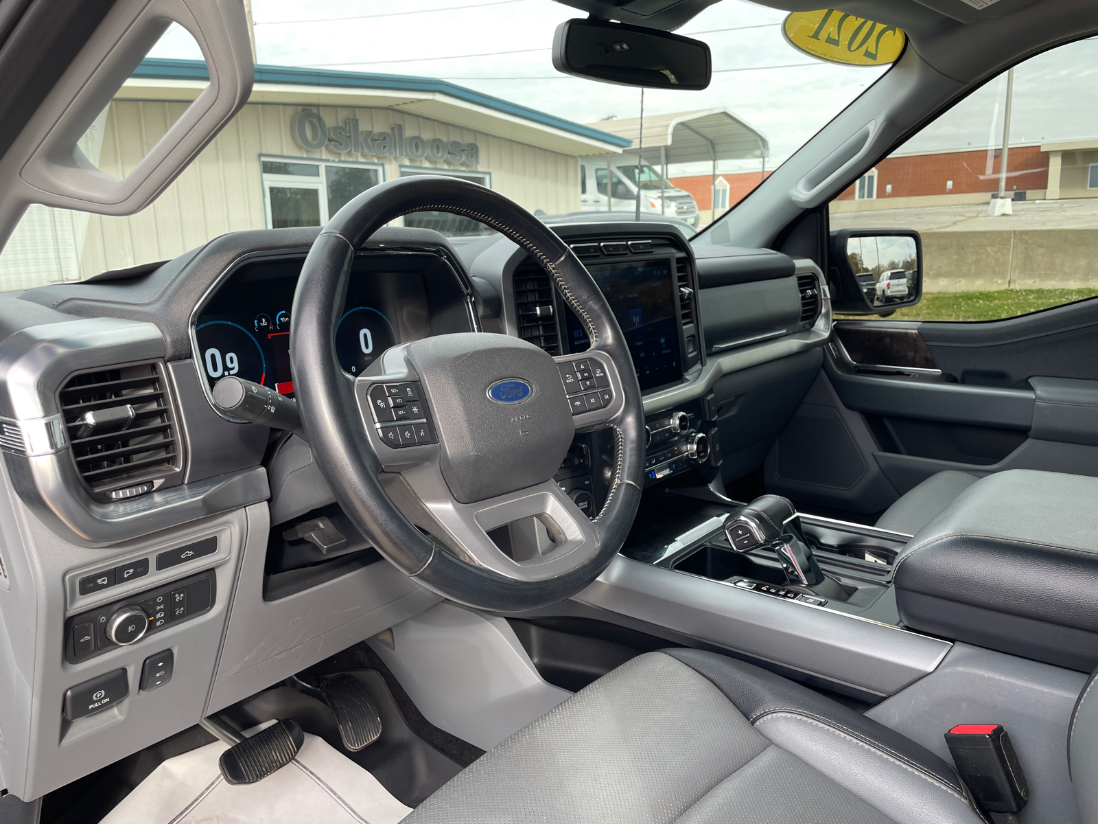 2021 Ford F-150 Lariat 12