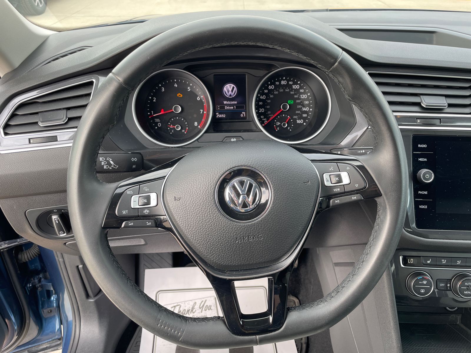 2020 Volkswagen Tiguan 2.0T SE 10