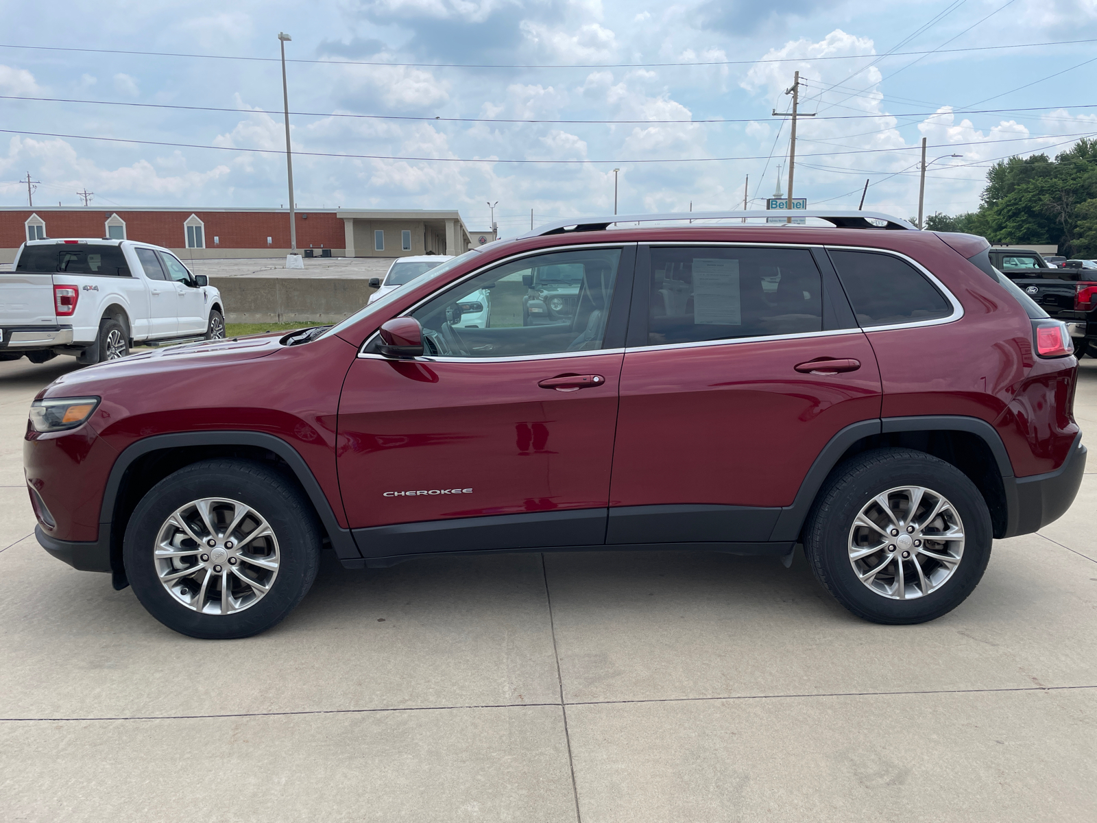 2021 Jeep Cherokee Latitude Lux 4