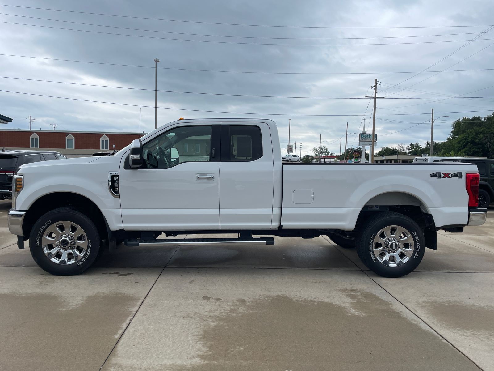 2019 Ford F-350SD Lariat 4