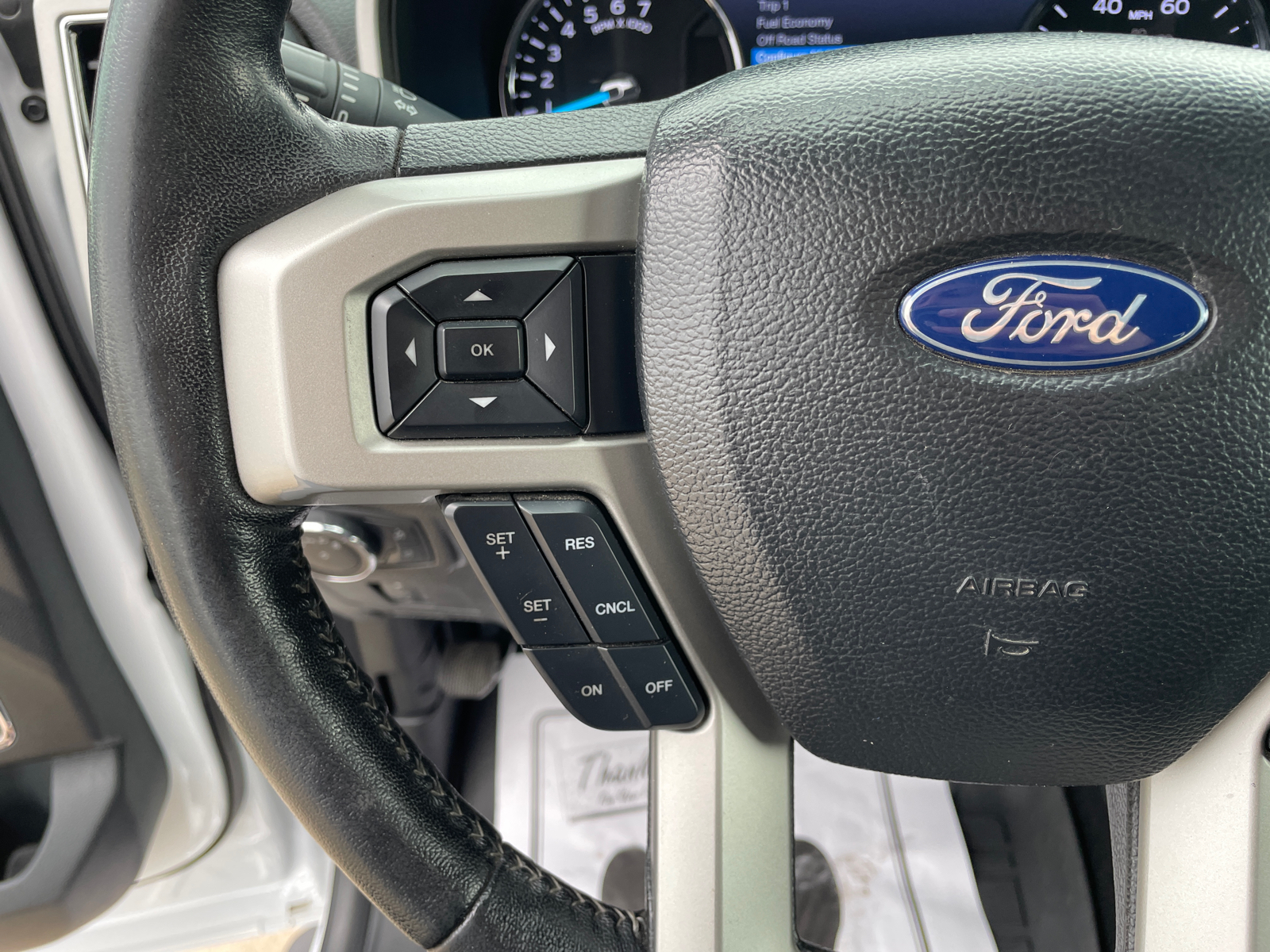 2019 Ford F-350SD Lariat 14