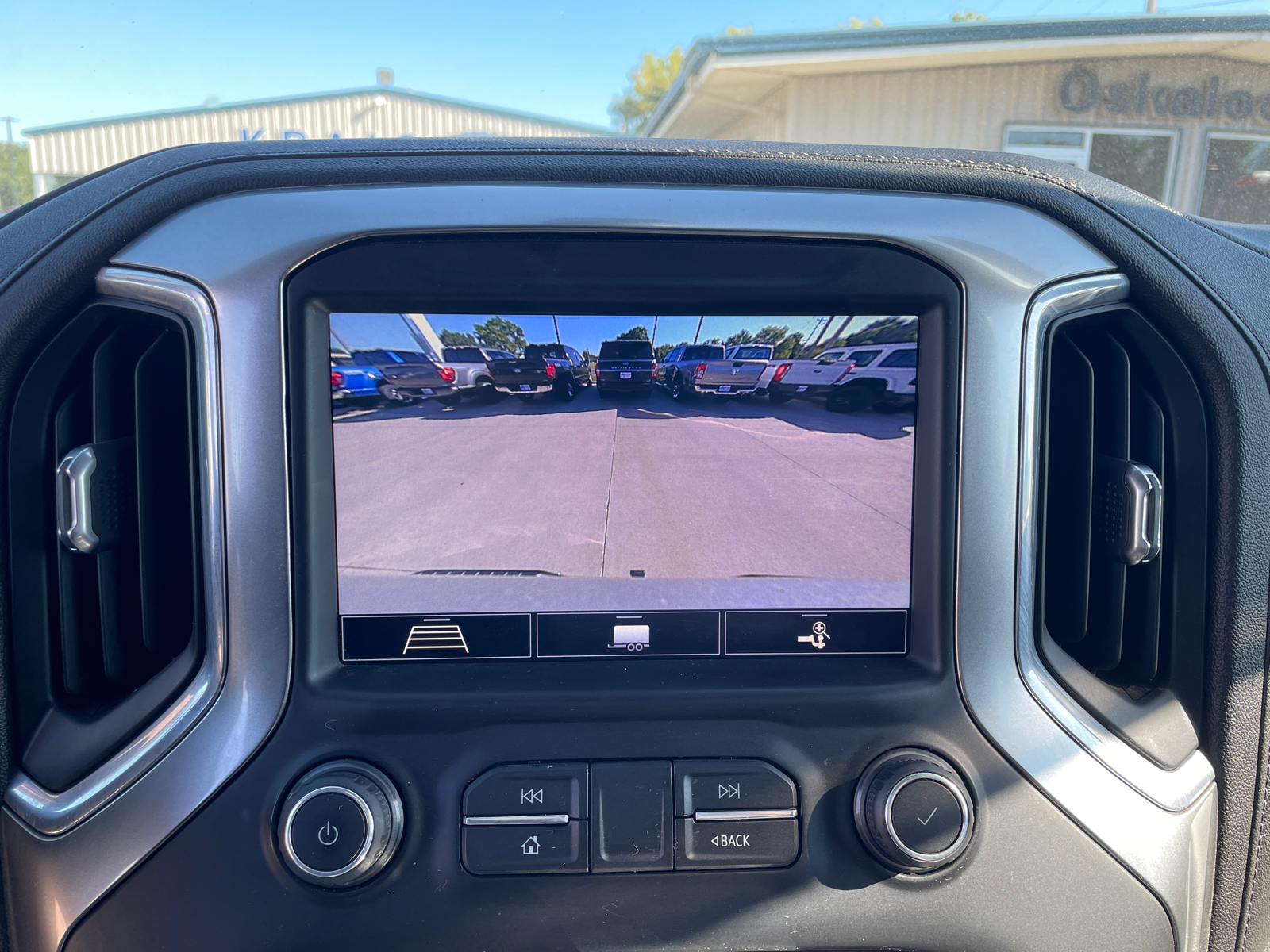 2020 Chevrolet Silverado 1500 LTZ 18