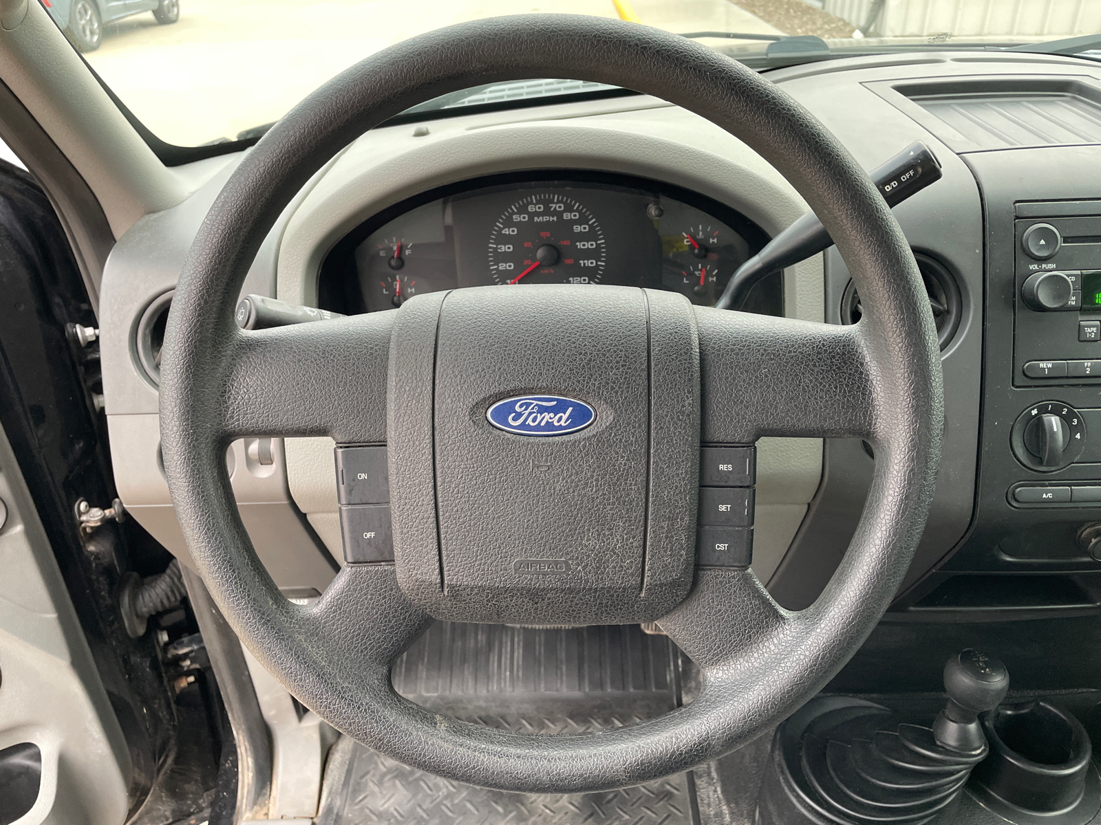 2005 Ford F-150 STX 13