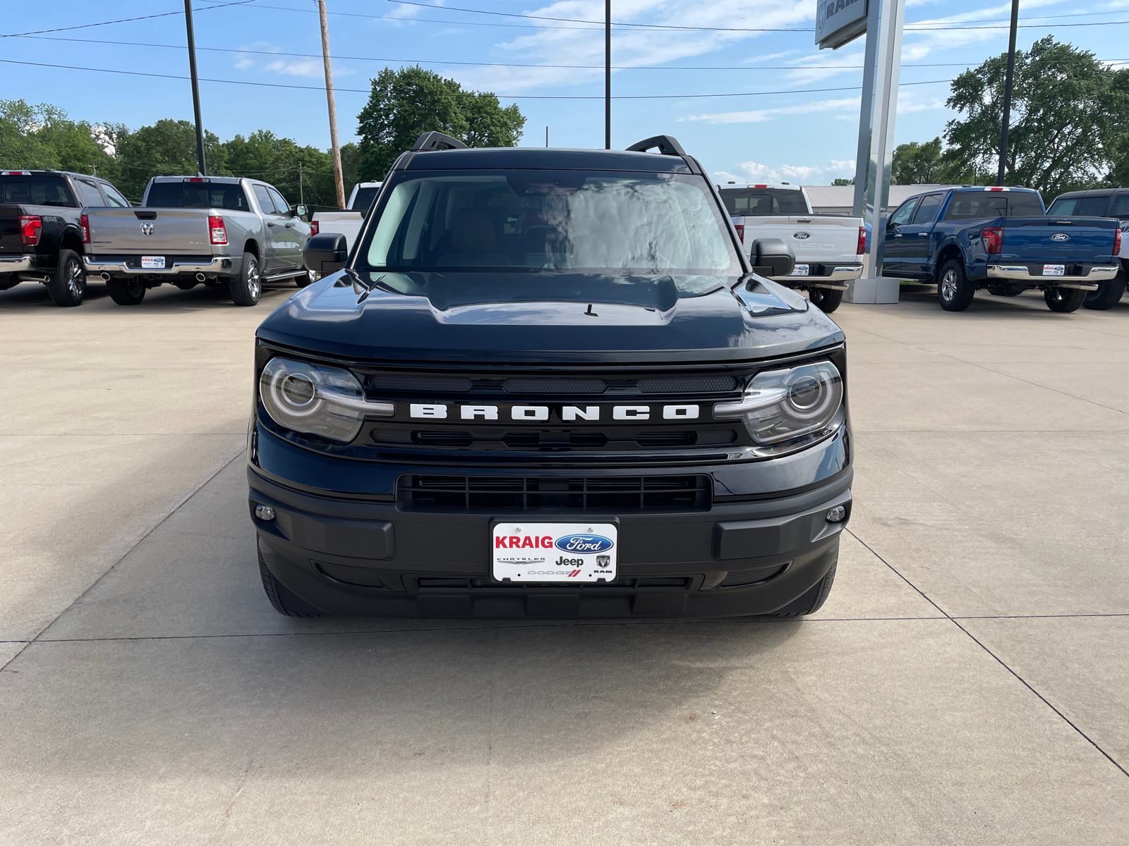 2024 Ford Bronco Sport Outer Banks 2