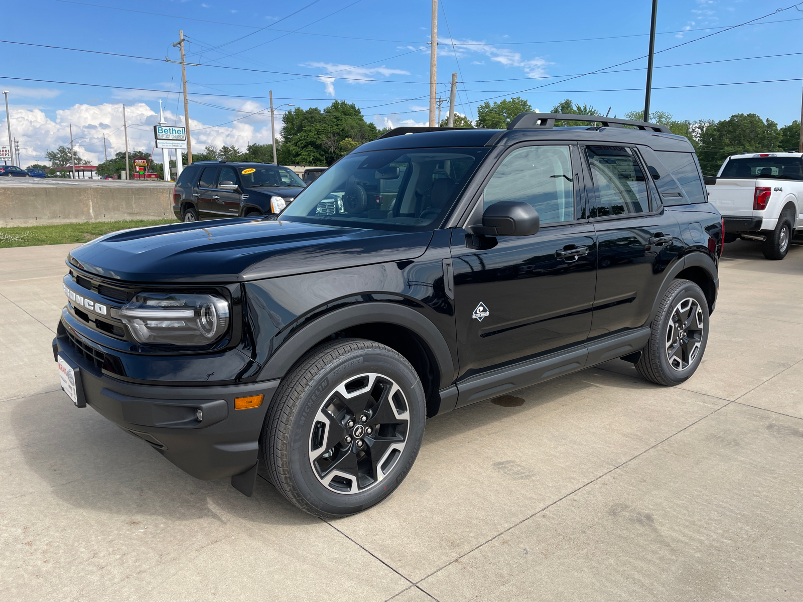 2024 Ford Bronco Sport Outer Banks 3