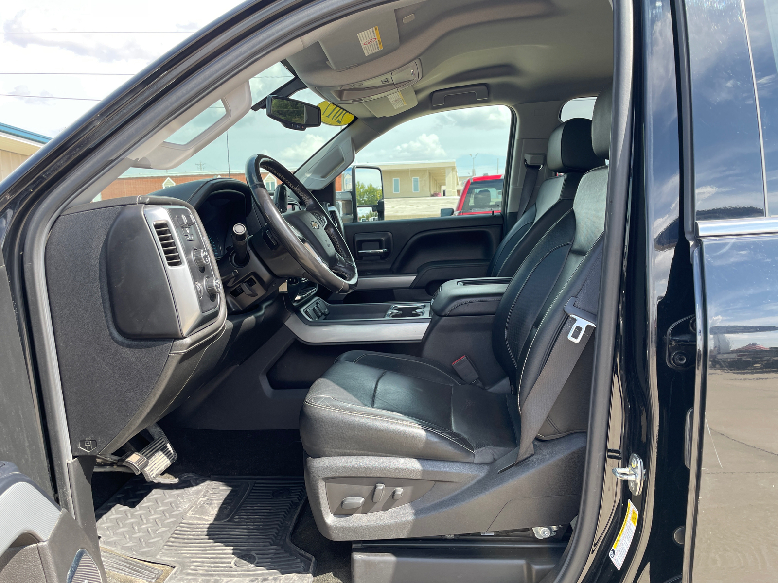 2017 Chevrolet Silverado 2500HD LTZ 11