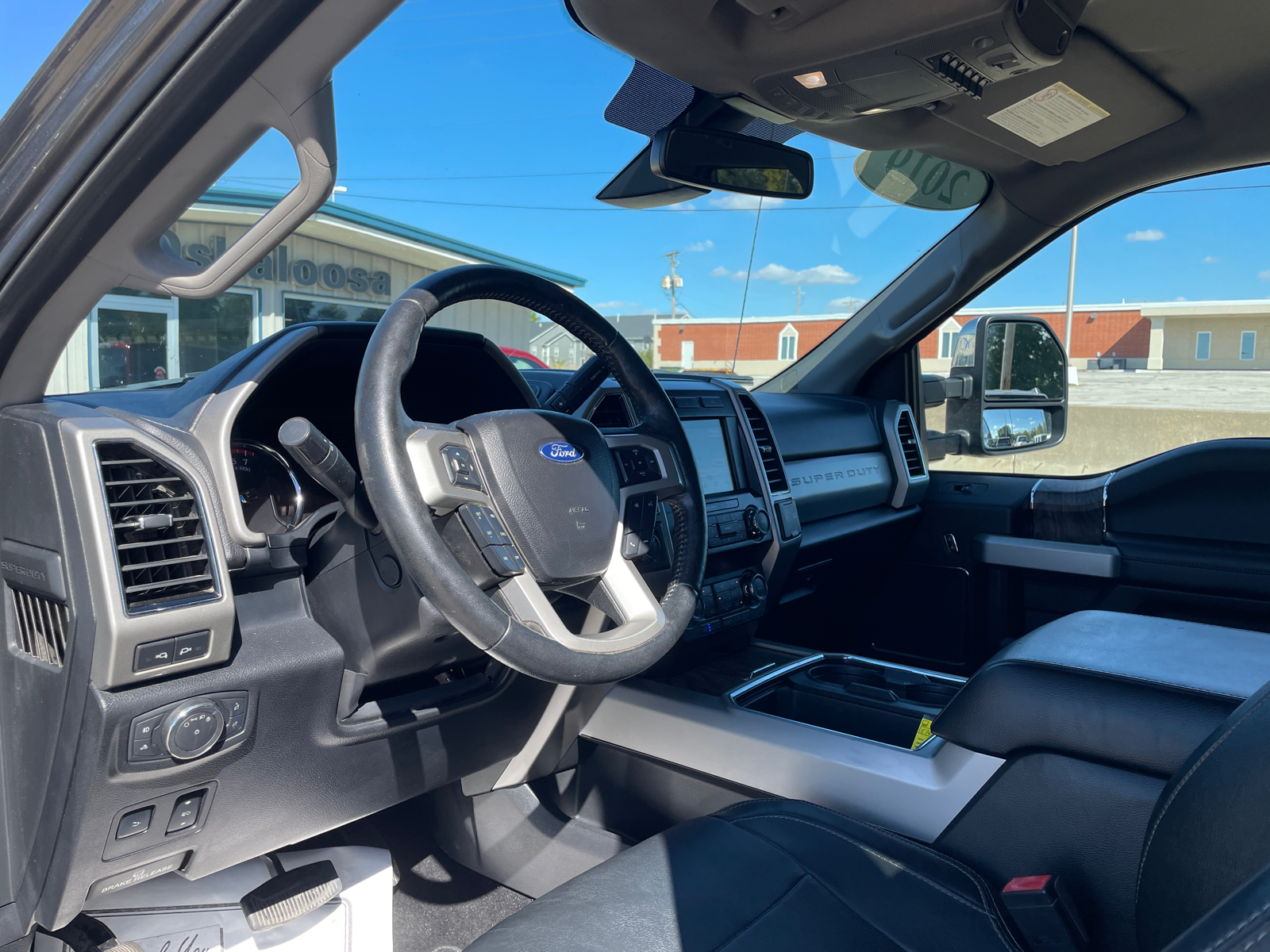 2019 Ford F-250SD Lariat 12