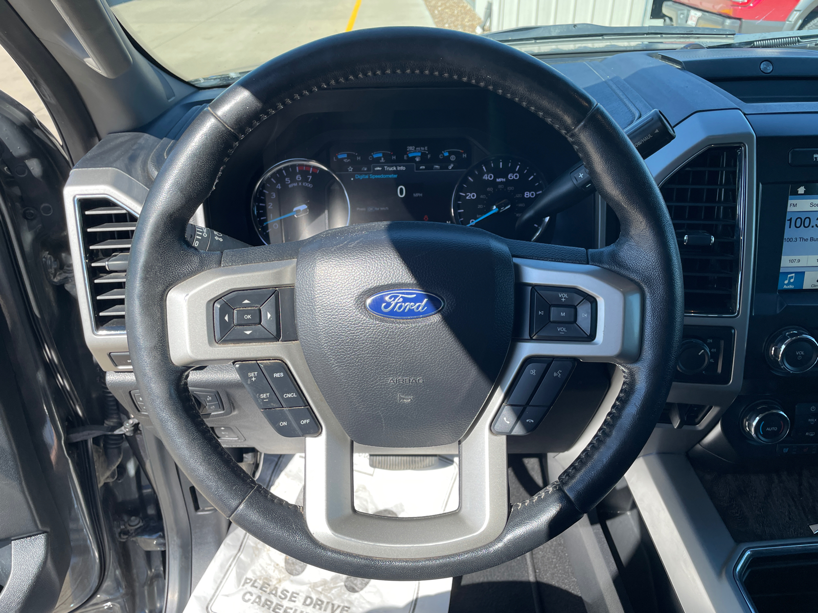 2019 Ford F-250SD Lariat 13