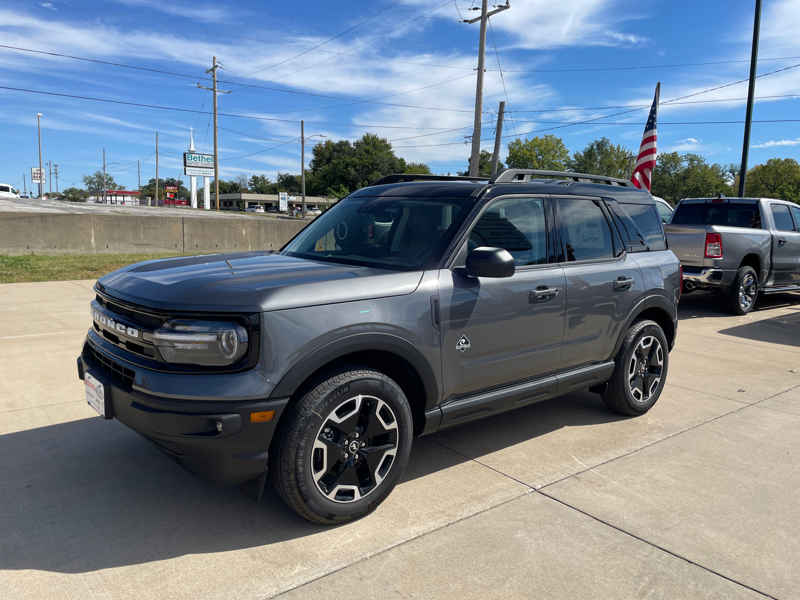 2024 Ford Bronco Sport Outer Banks 3