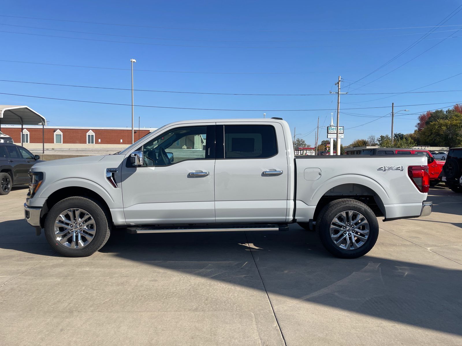 2024 Ford F-150 XLT 4