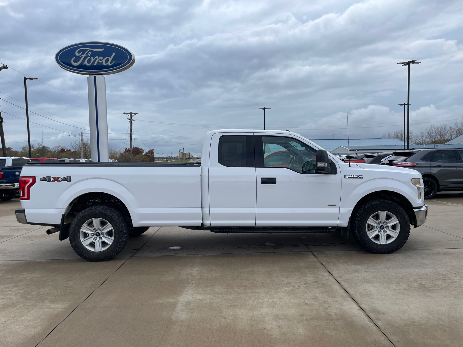 2016 Ford F-150  8