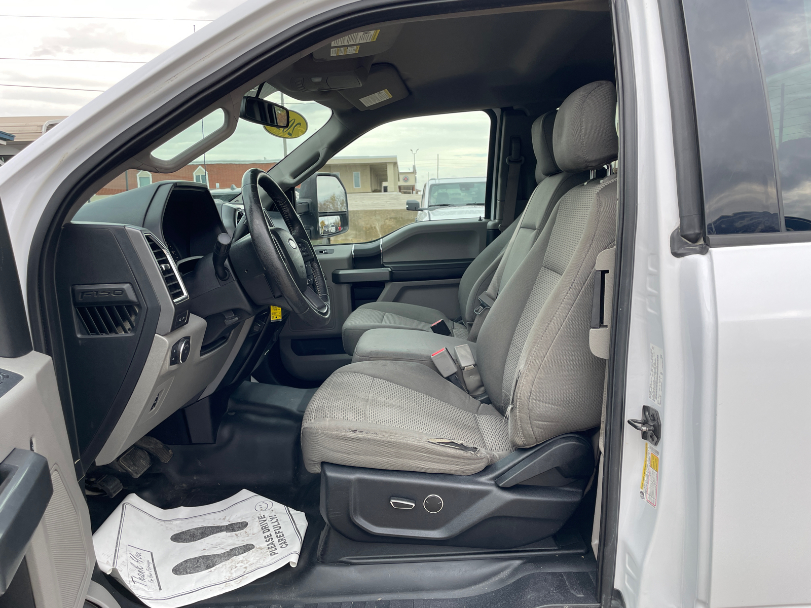 2016 Ford F-150  11