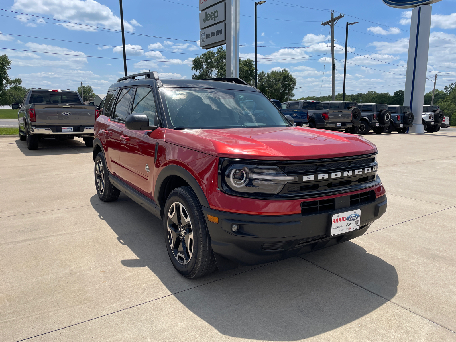 2024 Ford Bronco Sport Outer Banks 1